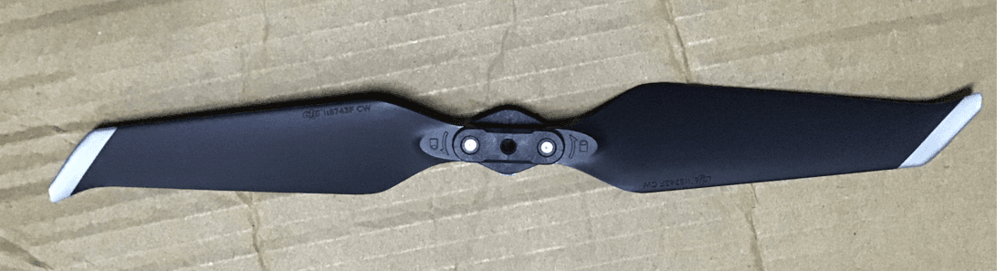 8743_Press-down Quick-release Propeller DJI